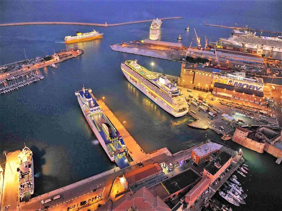 Casa Mille Baci Con Parcheggio Lejlighed Livorno Eksteriør billede