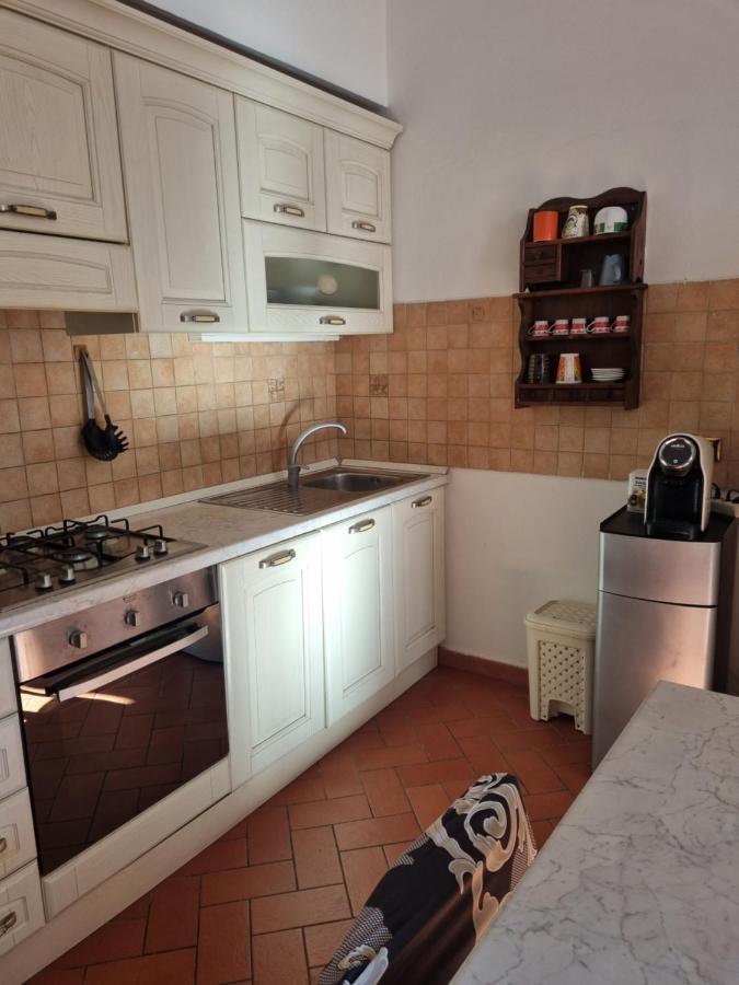 Casa Mille Baci Con Parcheggio Lejlighed Livorno Eksteriør billede