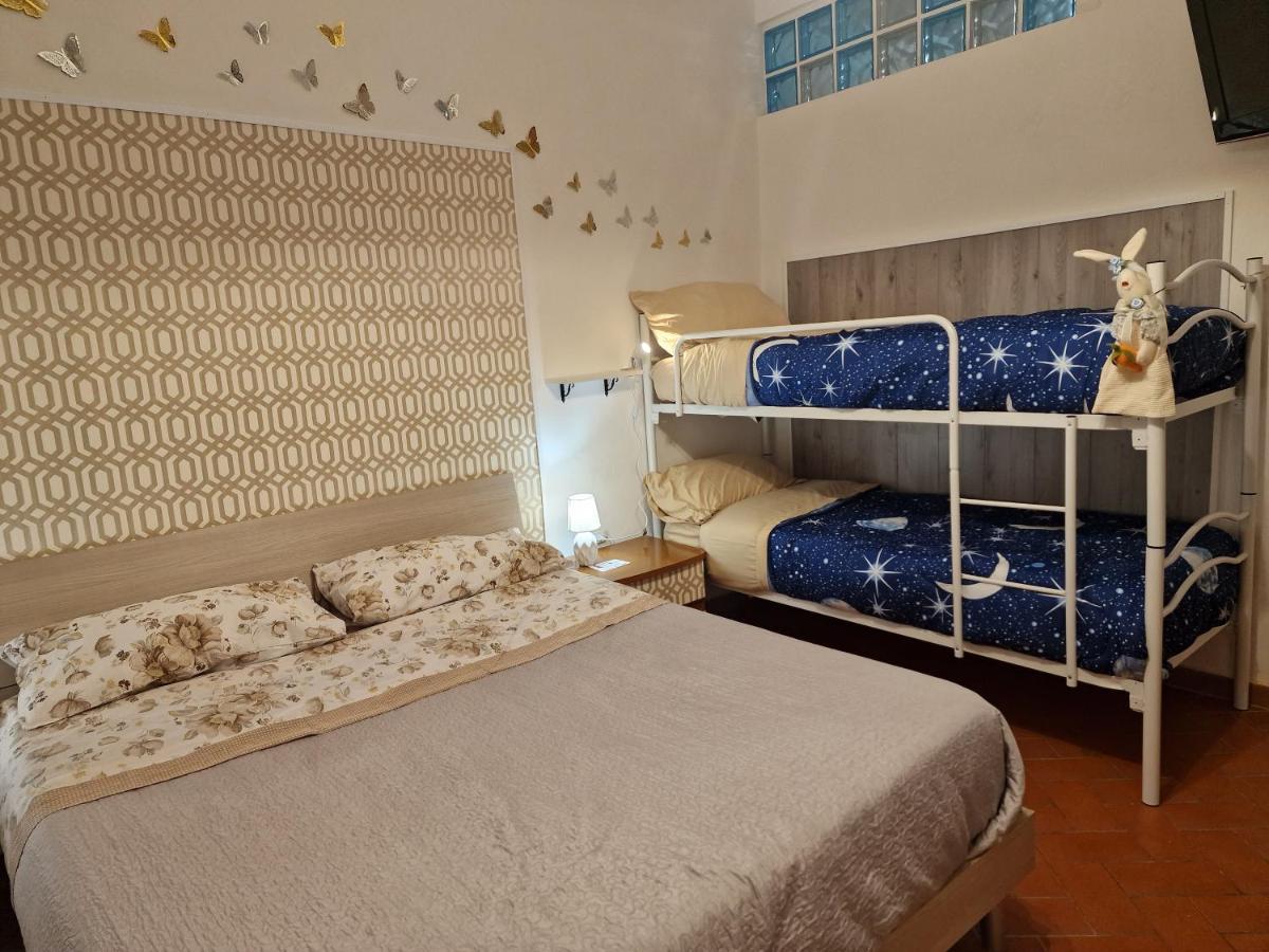 Casa Mille Baci Con Parcheggio Lejlighed Livorno Eksteriør billede